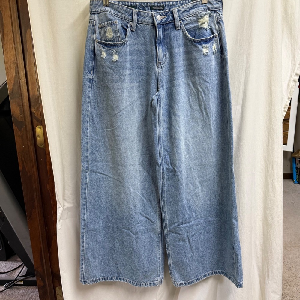 Wild Fable Womens Mid Rise Ultra Wide Leg Distressed Rigid Jeans Light Wash